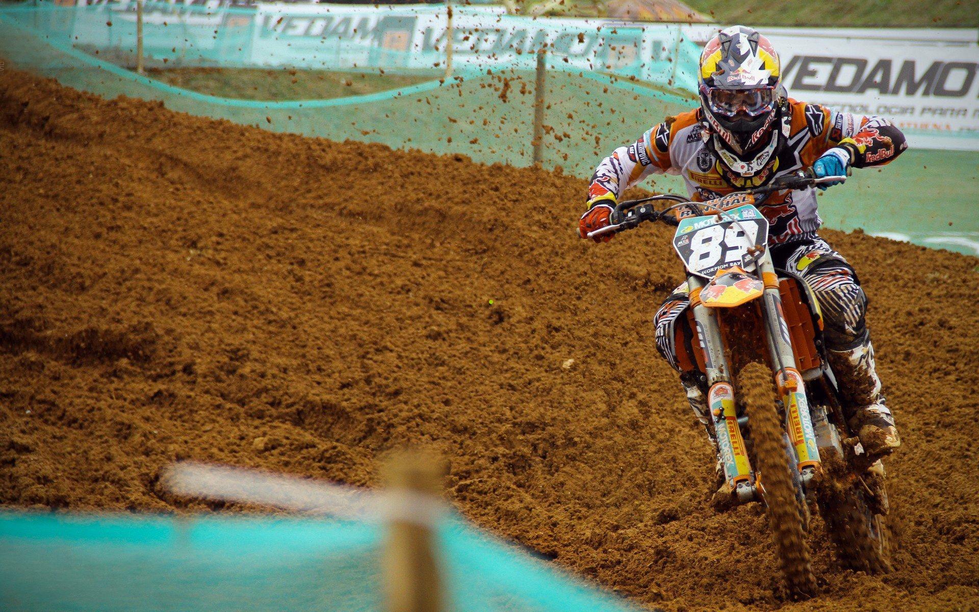 36岁哈登再创得分神话，狂轰61分后爆砍55分，传奇逆袭打脸全联盟质疑